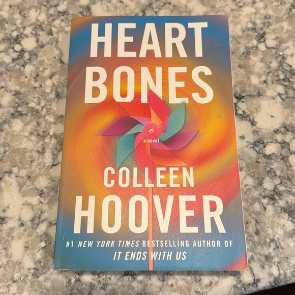 Heart Bones by Colleen Hoover - Picture 1 of 1